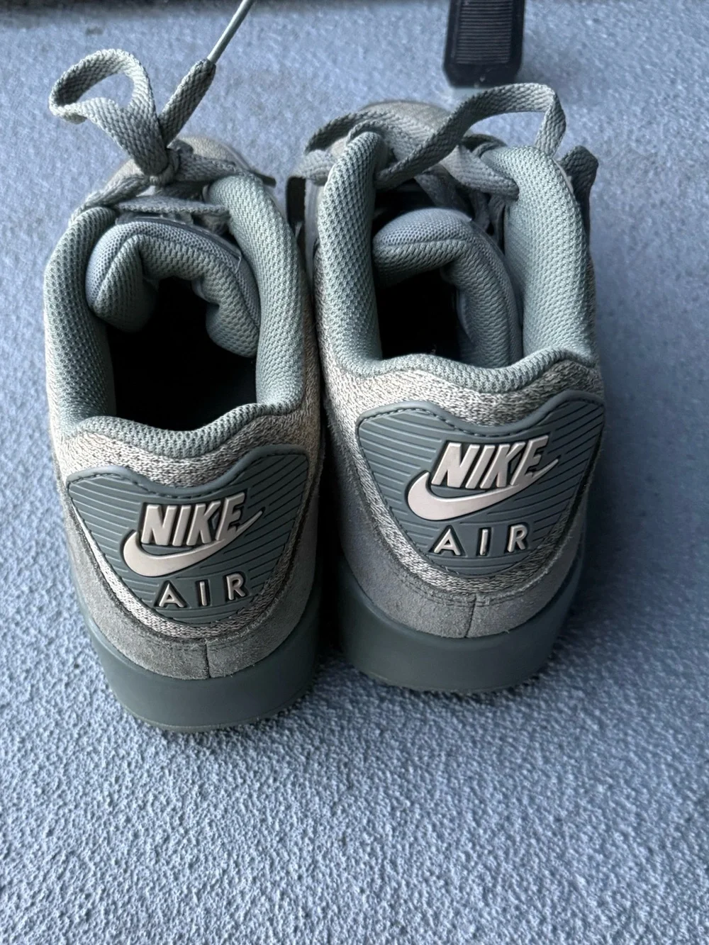 NIKE AIR MAX 90